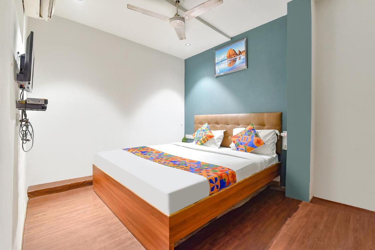 Fabhotel Nidhivan, Udhna Junction Surat Eksteriør billede